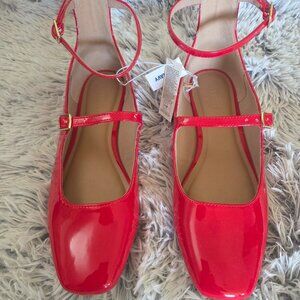 Old Navy Red Strappy Flats - NWT